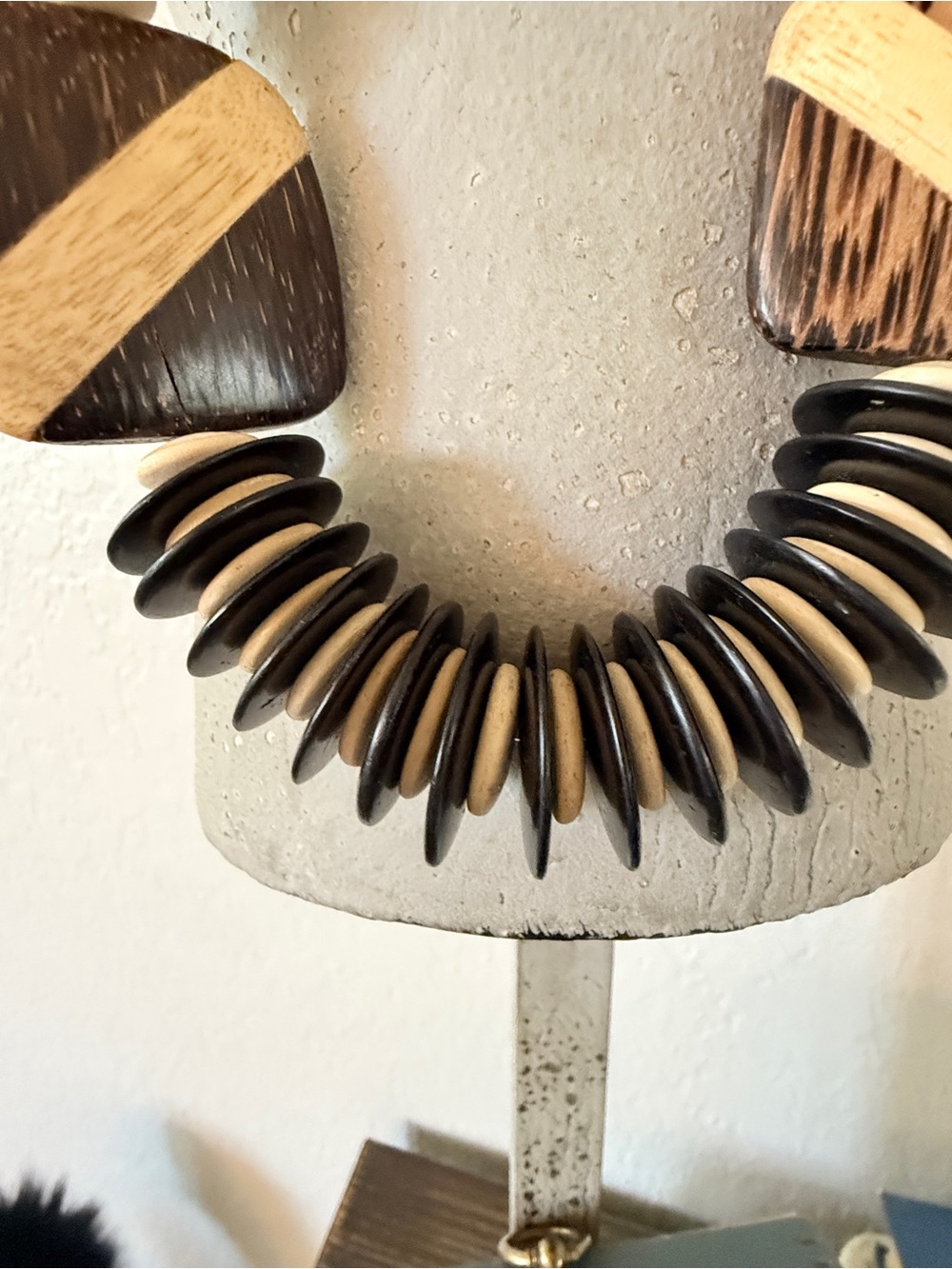 Vintage Boho Chunky Statement Necklace made from Coconut Shells-Wood-Resort Ware - Picture 6 of 17